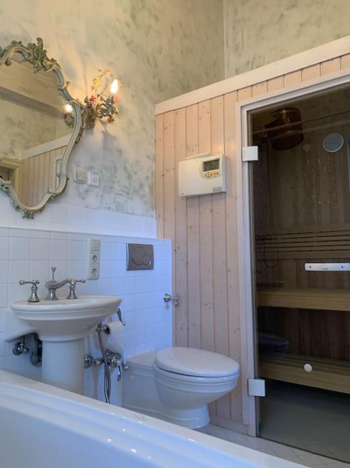 Garmisch Lux Apartment Mit Sauna Bagian luar foto